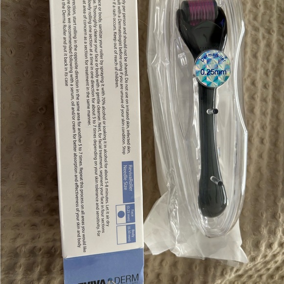 Micro-exfoliating roller system. NWT - Picture 2 of 11